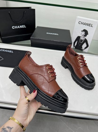 Chanel autumn and winter new brown and black versatile leather loafers - Image 3