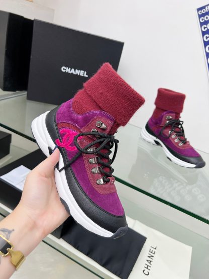 Chanel pink mix and match socks leather casual sneakers - Image 5
