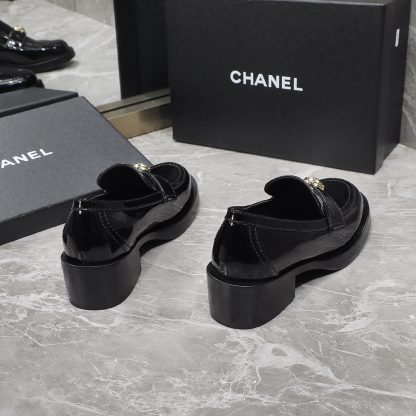 Chanel early spring new love buckle thick heel black loafers heel height 4.5cm - Image 5