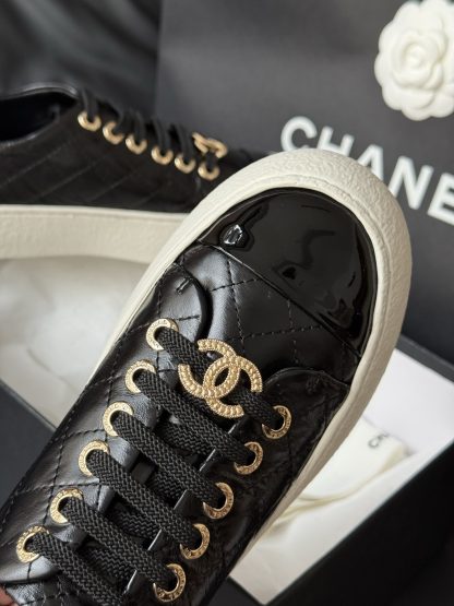 Chanel black classic cute height-enhancing slimming biscuit shoes - Image 5
