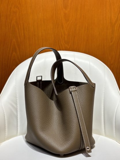 Hermès Elephant Grey Silver Buckle Basket Handbag - Image 5