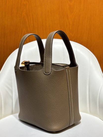 Hermès Elephant Grey Gold Buckle Basket Handbag - Image 5