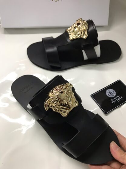 VERSACE New Flat Sandals - Image 5