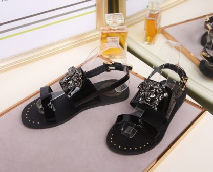 VERSACE New Flat Sandals - Image 5