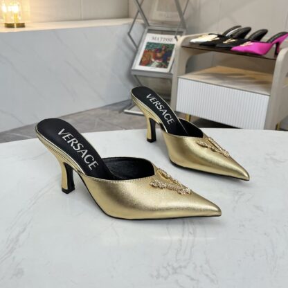 VERSACE exquisite luxurious large V buckle pointed toe fashionable high heels - Image 5