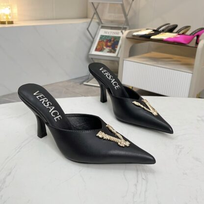 VERSACE exquisite luxurious large V buckle pointed toe fashionable high heels - Image 5