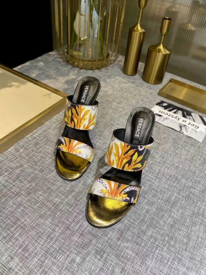 VERSACE New Printed Sandals High Heels - Image 5