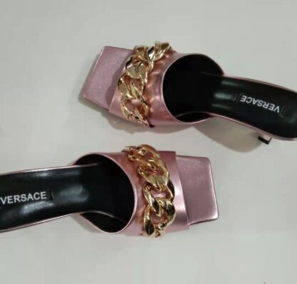 VERSACE SQUARE TOE CHAIN ​​HIGH HEELS - Image 5