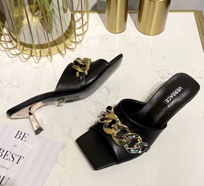 VERSACE SQUARE TOE CHAIN ​​HIGH HEELS - Image 5
