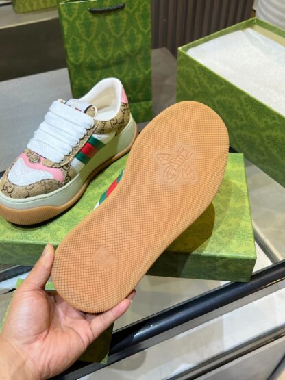 Gucci casual sneakers - Image 4