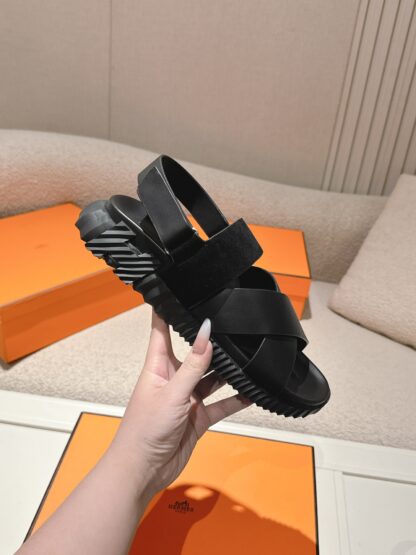 Hermes black comfortable casual style cross sandals with a bottom thickness of 4cm - Image 5