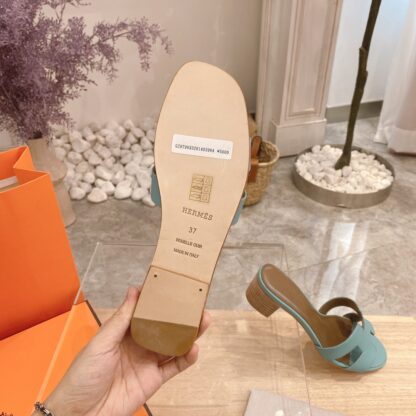 Hermes Palm Print Summer Classic Cowhide Light Blue Chunky Heel Sandals - Image 3
