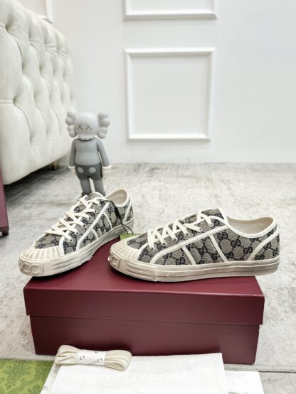 Gucci Lido series distressed casual shoes - Image 6