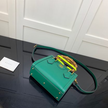 Gucci bamboo handle dark green shoulder bag - Image 5