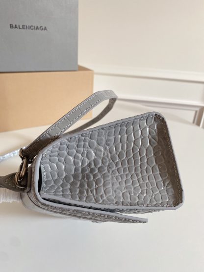 Balenciaga gray crocodile pattern shoulder bag - Image 5