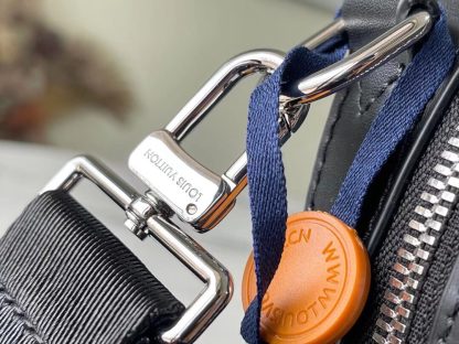 Dior 45286 Sirius Messenger Bag - Image 5