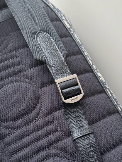 Dior Saddle Backpack - Image 5