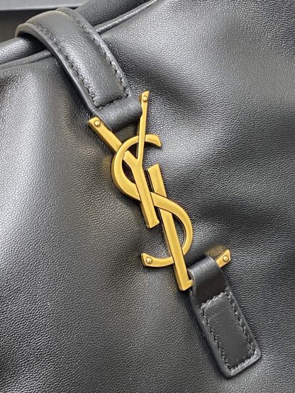 Ysl hobo lambskin underarm bag - Image 5