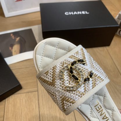 Chanel Spring and Summer Platinum and Flash Brick Double C Flat Slippers - Image 5