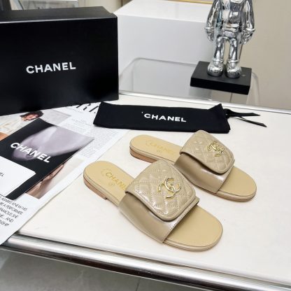 Chanel early spring apricot full retro style slippers - Image 5