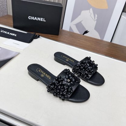 Chanel Spring/Summer Black Delicate Shoes and Custom Flower Sandals Heel Height 1.5cm - Image 5