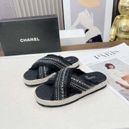 Chanel Early Spring Black and Gray Series Small Round Toe Hot Brick Slippers - Image 5
