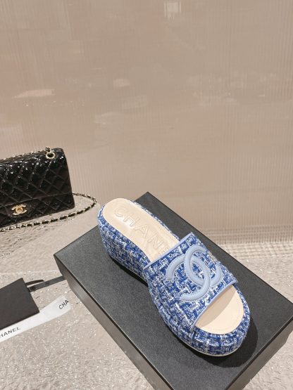 Chanel summer classic blue double c design stylish and comfortable slippers front 3cm back 7cm - Image 5