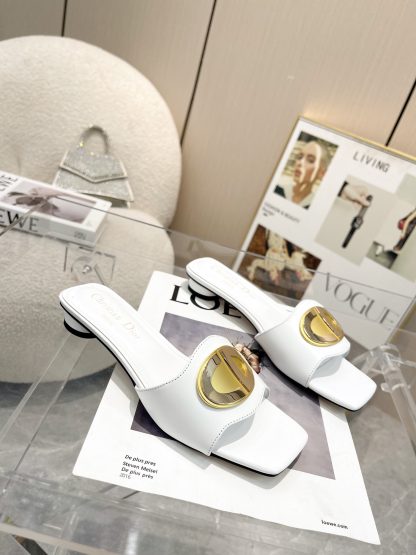Dior white elegant everyday low-heeled sandals - Image 5