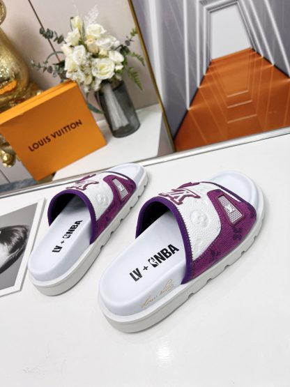 Louis Vuitton luxury men and women couple slippers - Image 5
