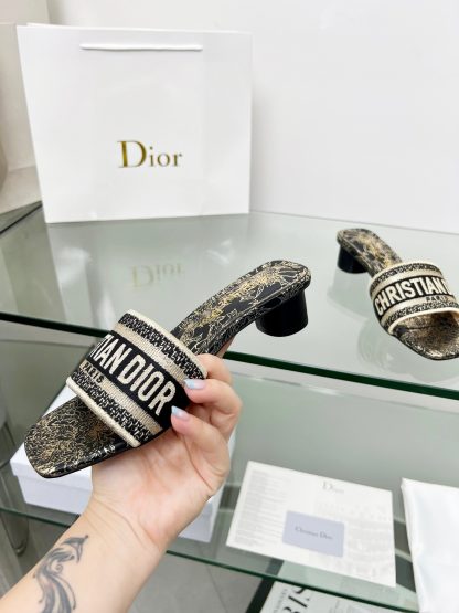 Dior ladies' monogram embroidered leather mid-heel sandals - Image 6