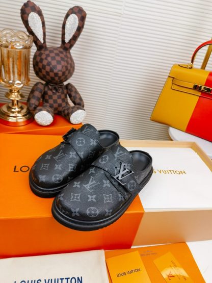Louis Vuitton monogram bread slippers - Image 5