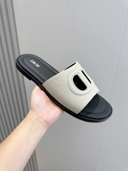 Dior Men's Fashion Slippers - Image 5
