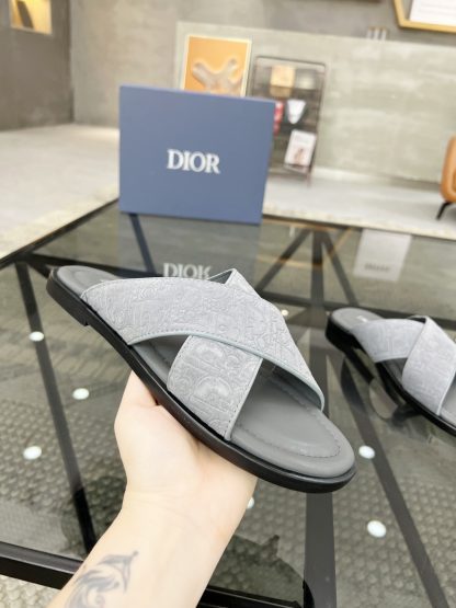 Dior Fashion New Flat Sandals - Image 5
