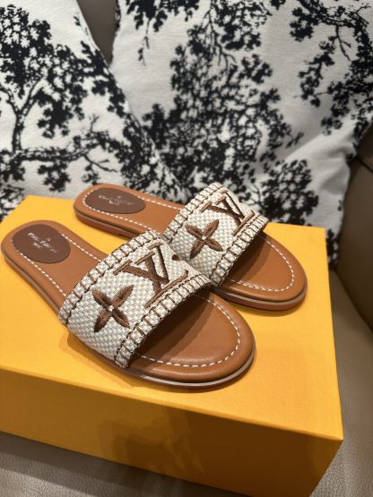 Louis Vuitton New Classic Slippers with Embroidery - Image 5