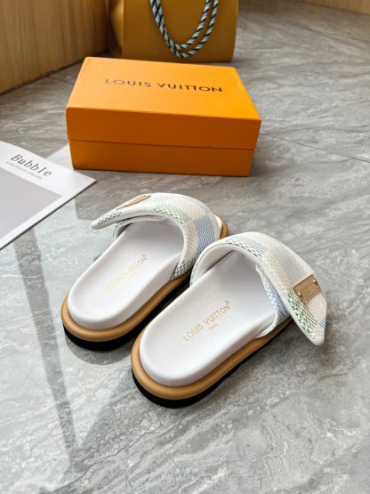 Louis Vuitton Pool Pillow Comfort Flat Sandals - Image 4