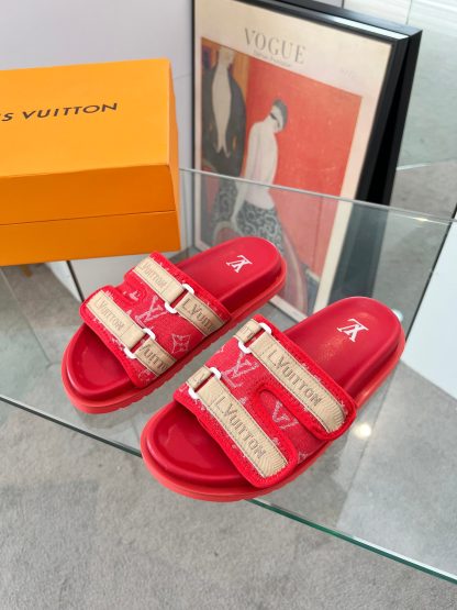Louis Vuitton high-end men's summer slippers - Image 6