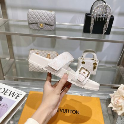 Louis Vuitton Spring and Summer New Slippers - Image 6