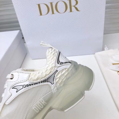 Dior Vibe Classic Sneaker - Image 6
