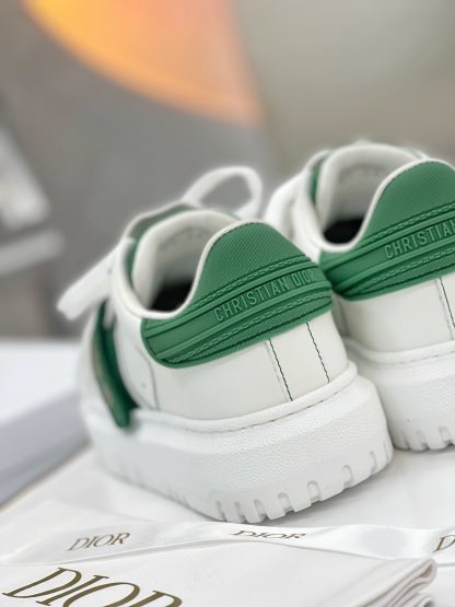 Dior classic and fashionable shell toe white shoes - Image 6