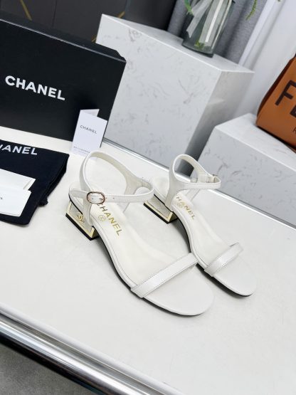 Chanel white one-strap gold-plated heel sandals Heel height: 3.5cm - Image 5
