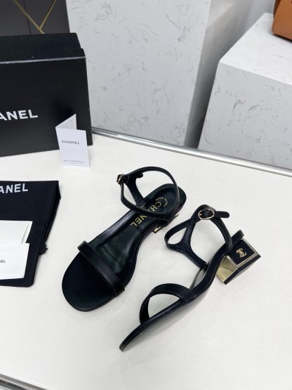 Chanel black one-strap gold-plated heel sandals Heel height: 3.5cm - Image 6