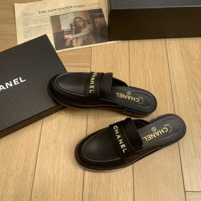 Chanel spring and summer new black high-end diamond buckle letter cowhide butter lazy half-slip sandals - Image 6