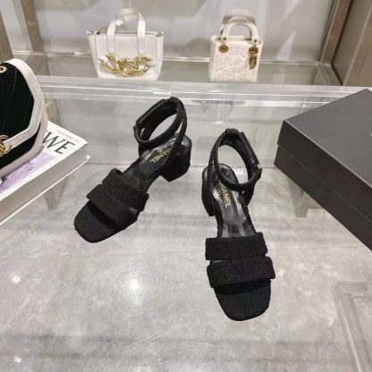 Chanel black spring and summer new embroidered Linge classic sandals, heel height 5cm - Image 5