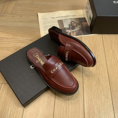 Chanel Spring and Summer New Red High-grade Diamond Buckle Letter Leather Butter Lazy Half Slipper Sandals - Image 6