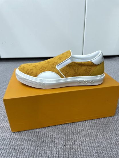 Louis Vuitton Men's Fashion Casual Sports Shoes - Image 6
