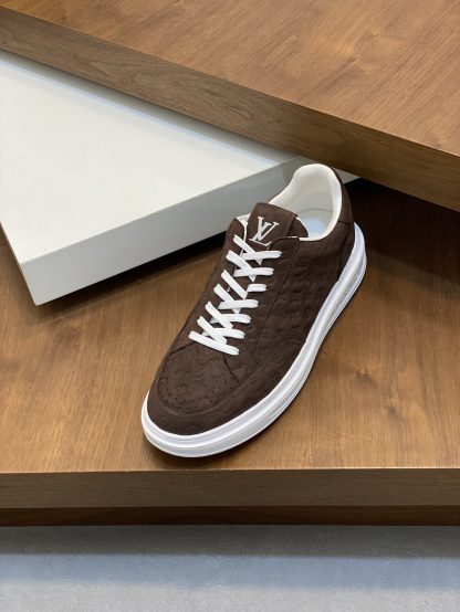 Louis Vuitton men's high-end casual sports shoes - Image 6