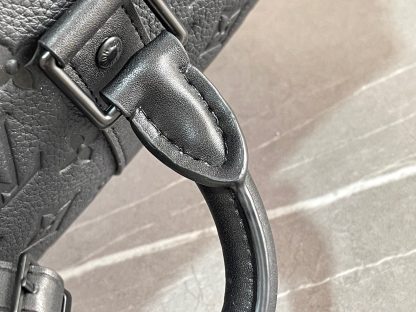 Louis Vuitton's classic Keepall bag - Image 6