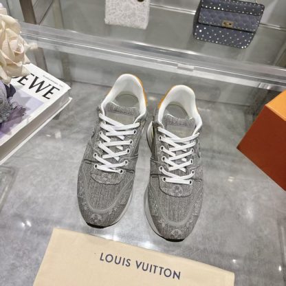 Louis Vuitton Neo Run Away sneakers - Image 7