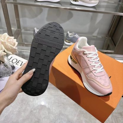 Louis Vuitton Neo Run Away sneakers - Image 7