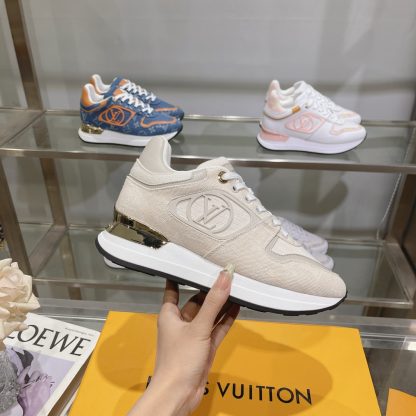 Louis Vuitton Neo Run Away sneakers - Image 7